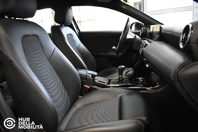 MERCEDES-BENZ A 180 d Executive